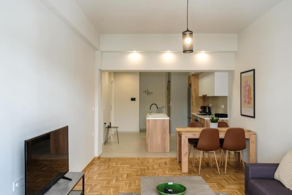 Modern Pangrati Flat! Apartment Athens Exterior photo