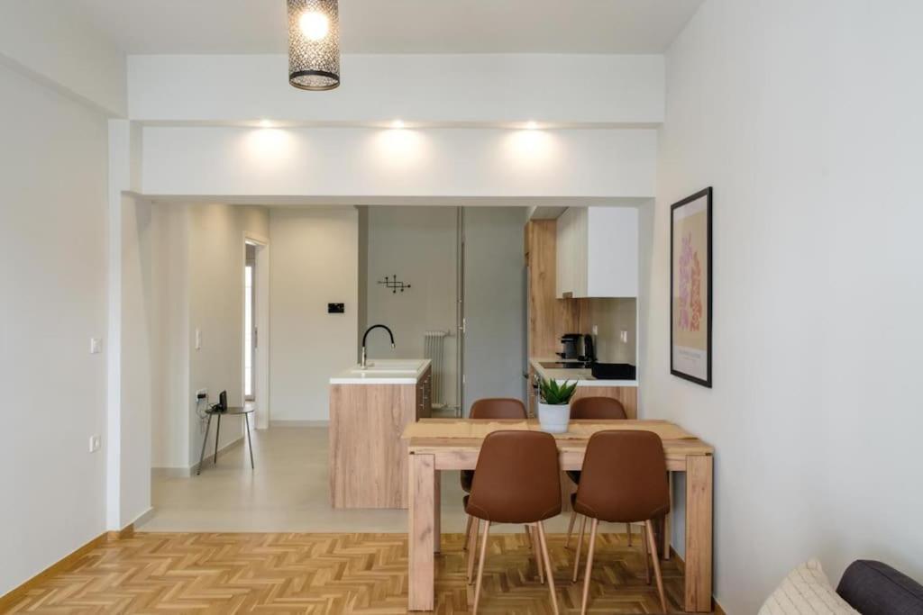 Modern Pangrati Flat! Apartment Athens Exterior photo