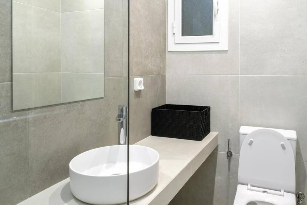 Modern Pangrati Flat! Apartment Athens Exterior photo